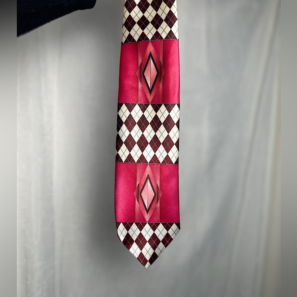 3/$20 💥 George Martin Abstract Diamond Print Red &‎ Cream Neck Tie